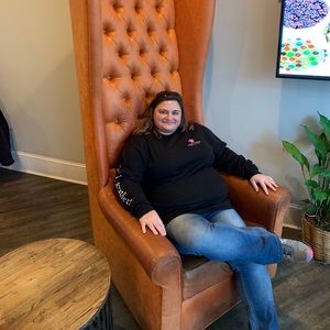 Meet your Posher, Krystal